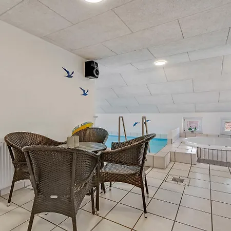 Veludstyret Poolhus Taet Pa Vesterhavet Sj470 * Harboør