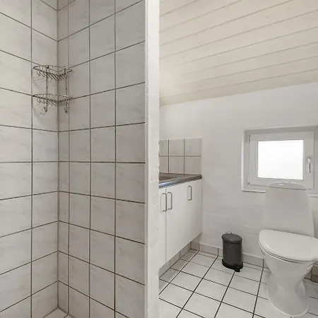 Veludstyret Poolhus Taet Pa Vesterhavet Sj470 Harboør