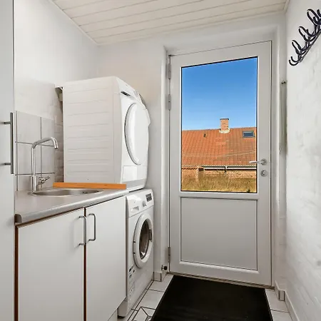 Vakantiehuis Veludstyret Poolhus Taet Pa Vesterhavet Sj470 Harboør